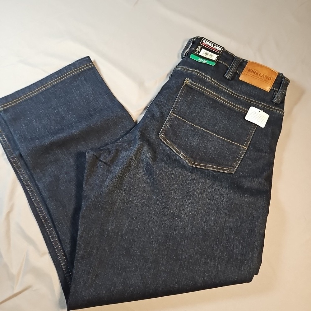 Kirkland Signature Men's Straight Fit Jeans, Dark Blue, Size 38X30 - Picture 4 of 4